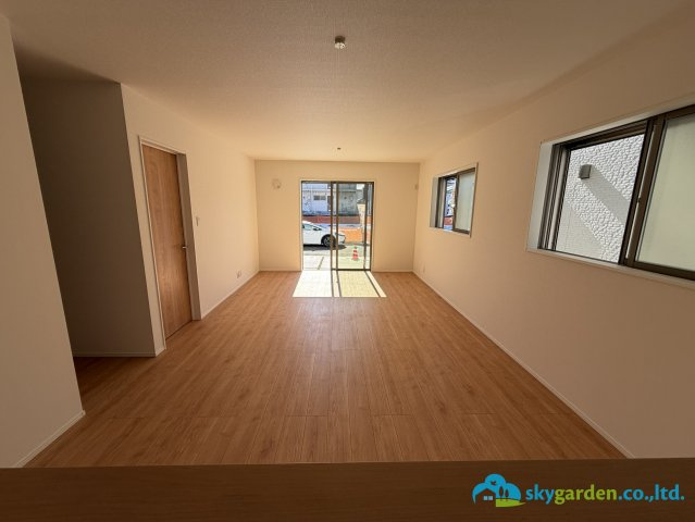 平塚市御殿　新築戸建　全4棟4棟の居間・リビング