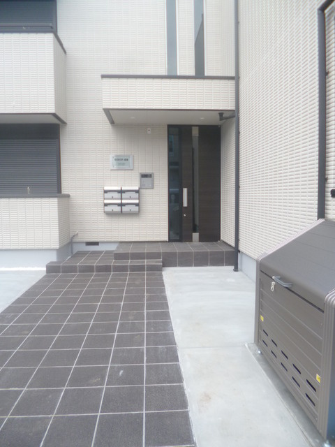 エクシオール成城のエントランス|安心のオートロック付マンション