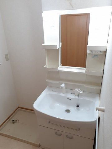 アヴァンツァーレ・ウエストの洗面所