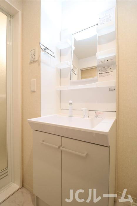 レフィナードCの洗面所