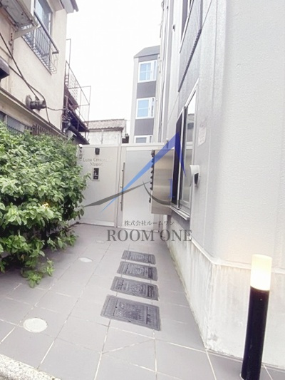 ルーナクレシェンテ日暮里のエントランス|エントランスです。