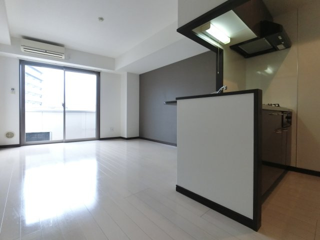 プランドール千葉の居間・リビング