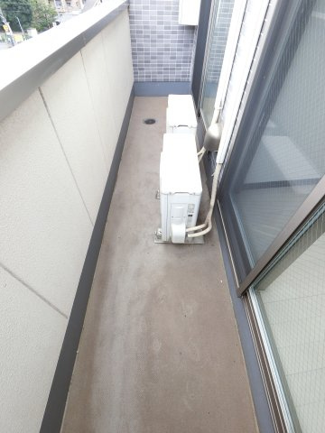 プランドール千葉のバルコニー