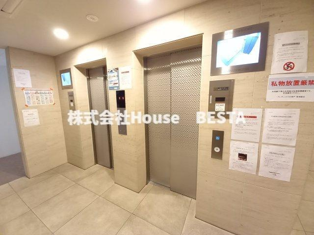 プレサンスTHE神戸のロビー