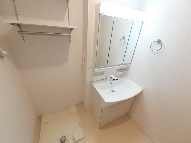 クラール　Ⅴの独立洗面台|洗面所