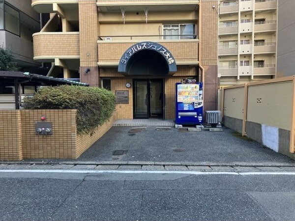 ダイアパレスジュノス大橋のエントランス