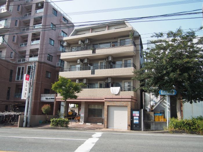 セリーン平尾