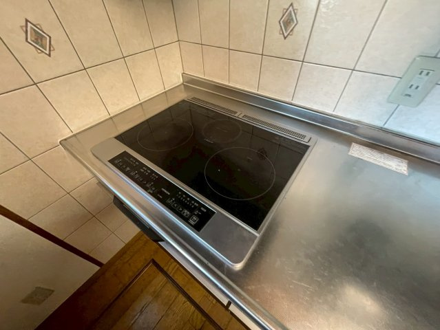 赤坂一戸建のキッチン