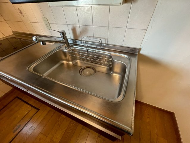 赤坂一戸建のキッチン