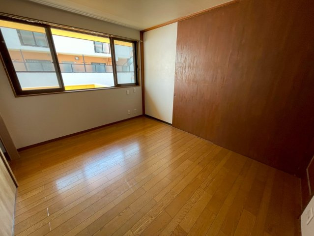 赤坂一戸建の居間・リビング