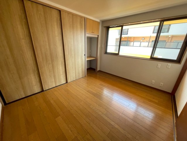 赤坂一戸建の居間・リビング