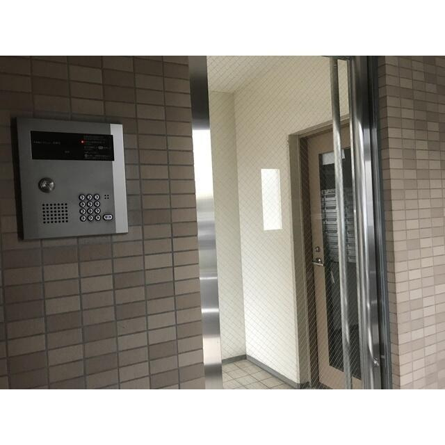 スリーアップ桜新町のエントランス