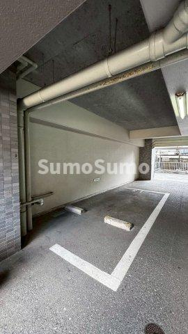 セピア西公園の駐車場