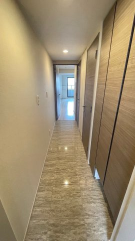 ステラメゾン三軒茶屋の玄関