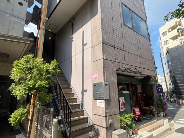 セリーヌ池尻大橋のロビー