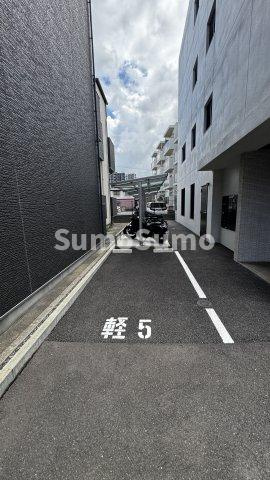 ソルヴェール馬出の駐車場