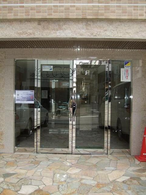 ステージファースト恵比寿東のエントランス| 