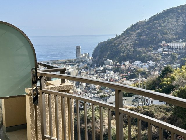 中銀ライフケア熱海水口22号館のバルコニー