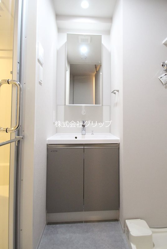 BPRレジデンスMotomachi Bay Sideの独立洗面台