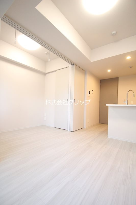 BPRレジデンスMotomachi Bay Sideの居間・リビング