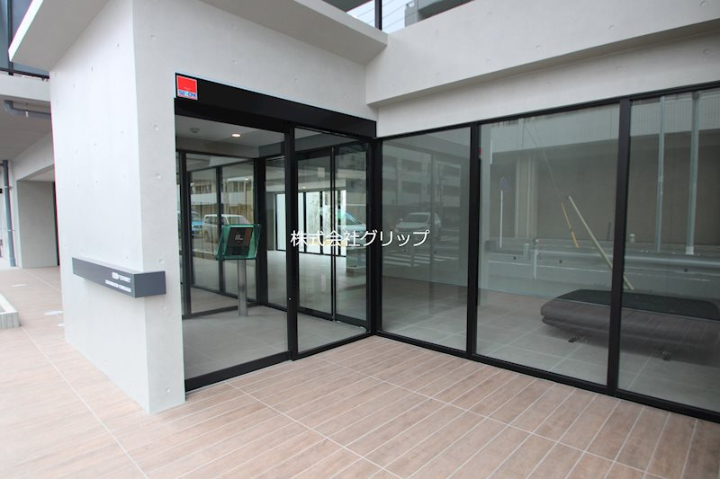 BPRレジデンスMotomachi Bay Sideのエントランス