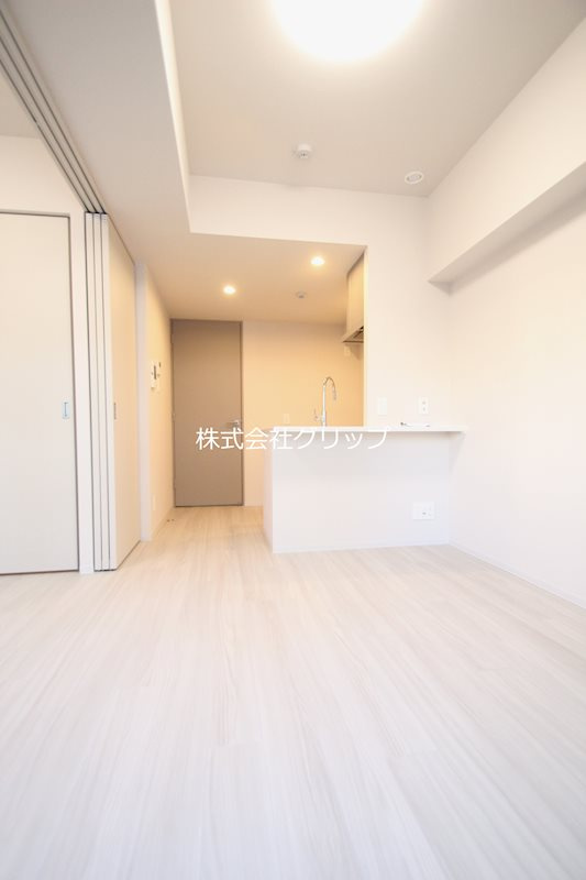 BPRレジデンスMotomachi Bay Sideの居間・リビング