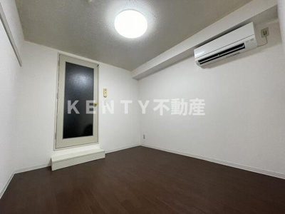 【寝室】 | ビバハイム | 落ち着いた色調の寝室です