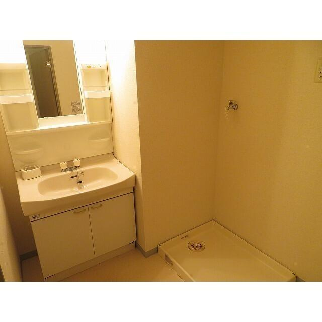 ソレイユ駒沢の洗面所