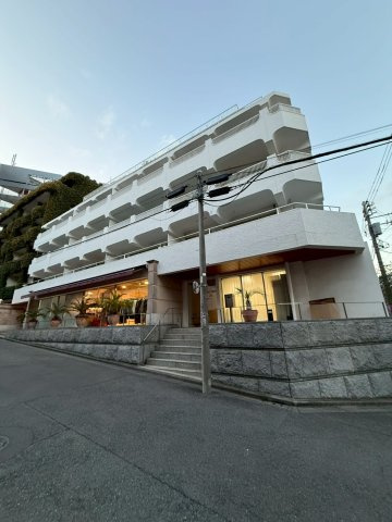 原宿プラザ　404