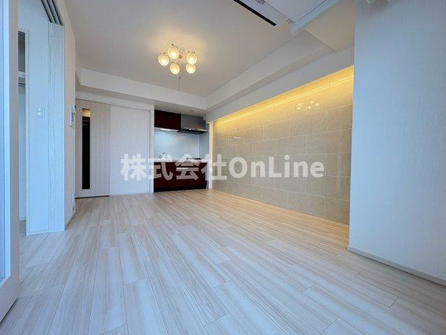 東大阪市長栄寺の賃貸マンションの居間・リビング
