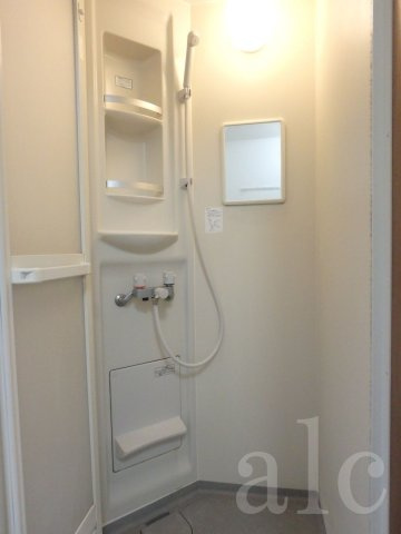 ソフィアライトの浴室|シンプルで使いやすいシャワールーム。お手入れカンタンです。