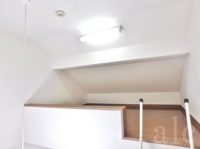 ソフィアライトの収納|寝室や居室としても。