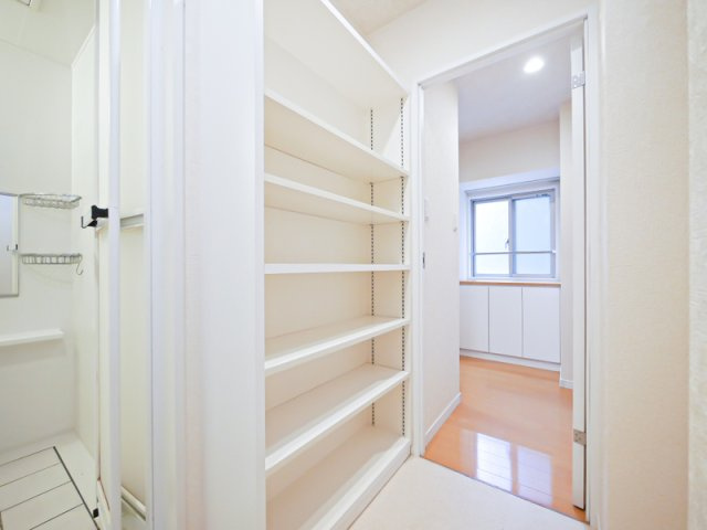 サヴォイブロードストリート　7階の収納|別号室です。現状優先です。
