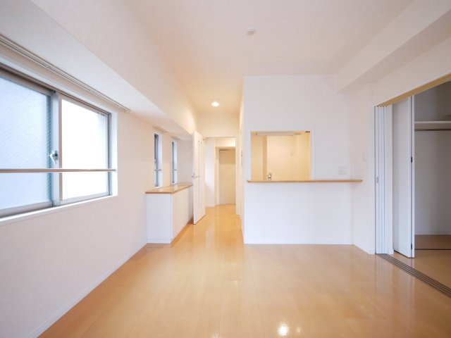 サヴォイブロードストリート　7階の居間・リビング|別号室です。現状優先です。
初期費用分割可能です♪