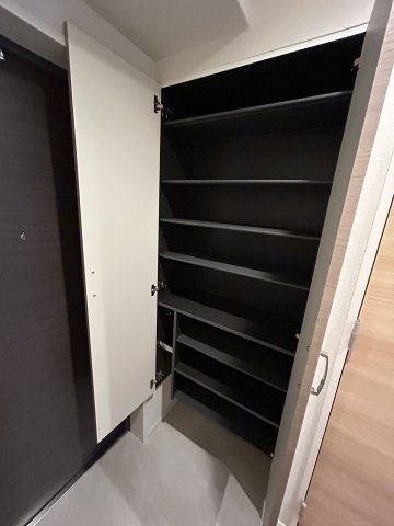 レリーフ南塚口の収納