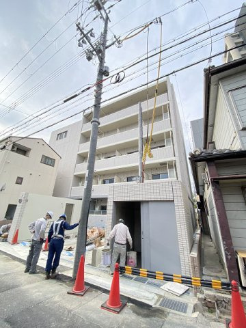 レリーフ南塚口の外観