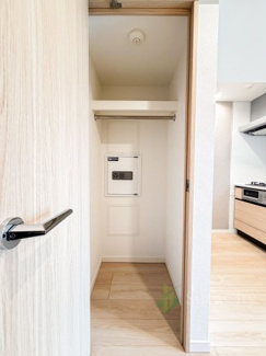 【収納】 | グローリオ新宿夏目坂 | ウォークインクローゼット