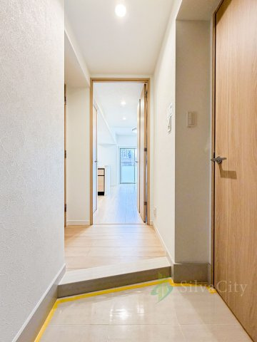 グローリオ新宿夏目坂の玄関|玄関