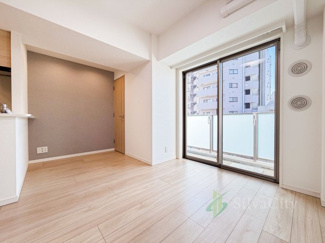 【子供部屋】 | グローリオ新宿夏目坂 | 洋室　10.2帖