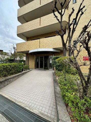 ロイヤルシャトー夙川公園の外観