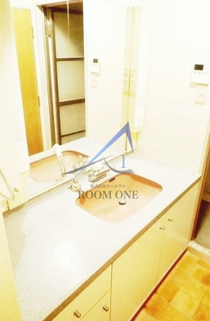 ドマーニ小竹向原の洗面所|独立洗面台です。