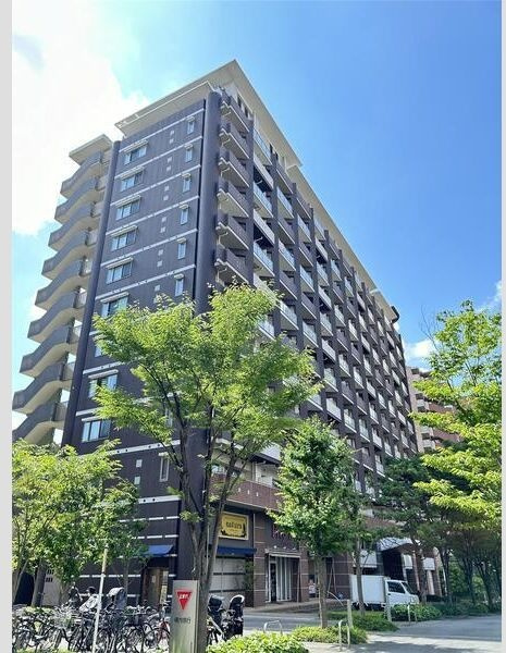 ロイヤルパークス桃坂