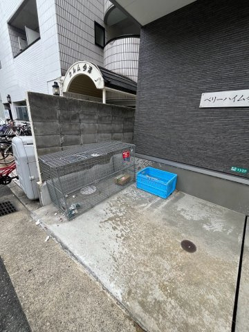 ベリーハイム今津の駐車場