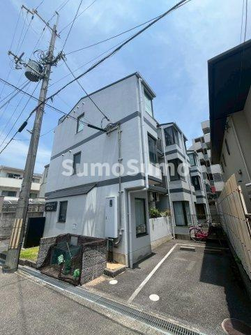ロイヤルコート武庫之荘の外観
