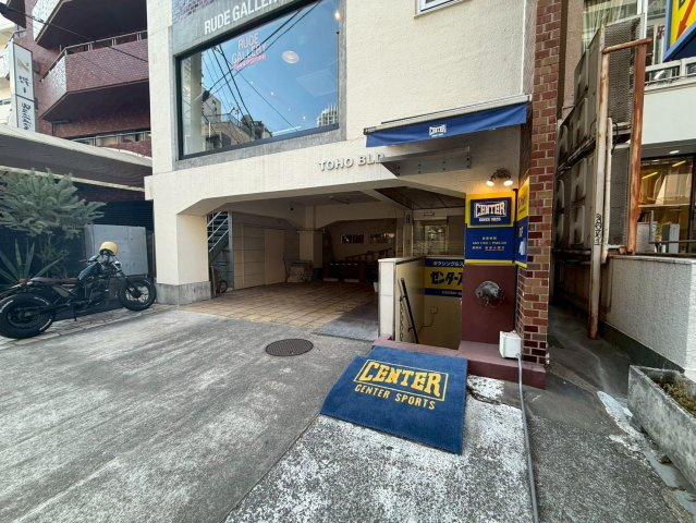 東邦ビル  4Fのエントランス