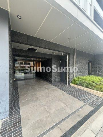 ローレルアイ谷町六丁目のエントランス