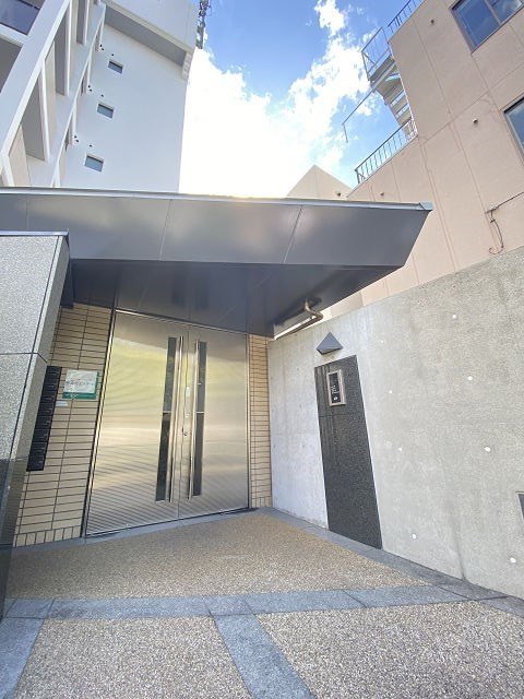 ロードス’93のエントランス