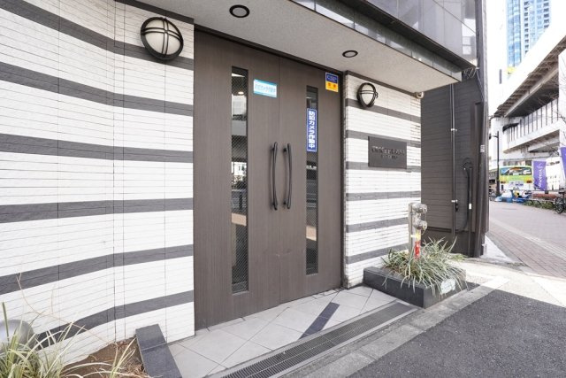 板橋区南町の賃貸マンションのエントランス
