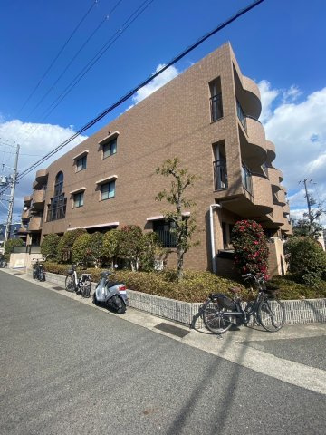 ロイヤル野田の外観