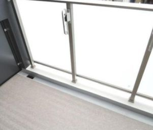 【バルコニー】 | プレール・ドゥーク両国Ⅱ | 外からの目が気にならないバルコニーで洗濯物が干せます